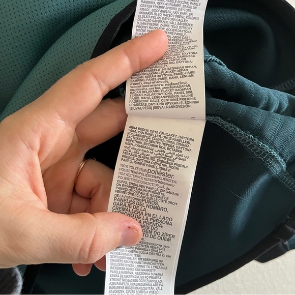 Men's NWT Under Armour Storm Daytona Golf 1/2 Zip Pullover Size Medium - Picture 8 of 14